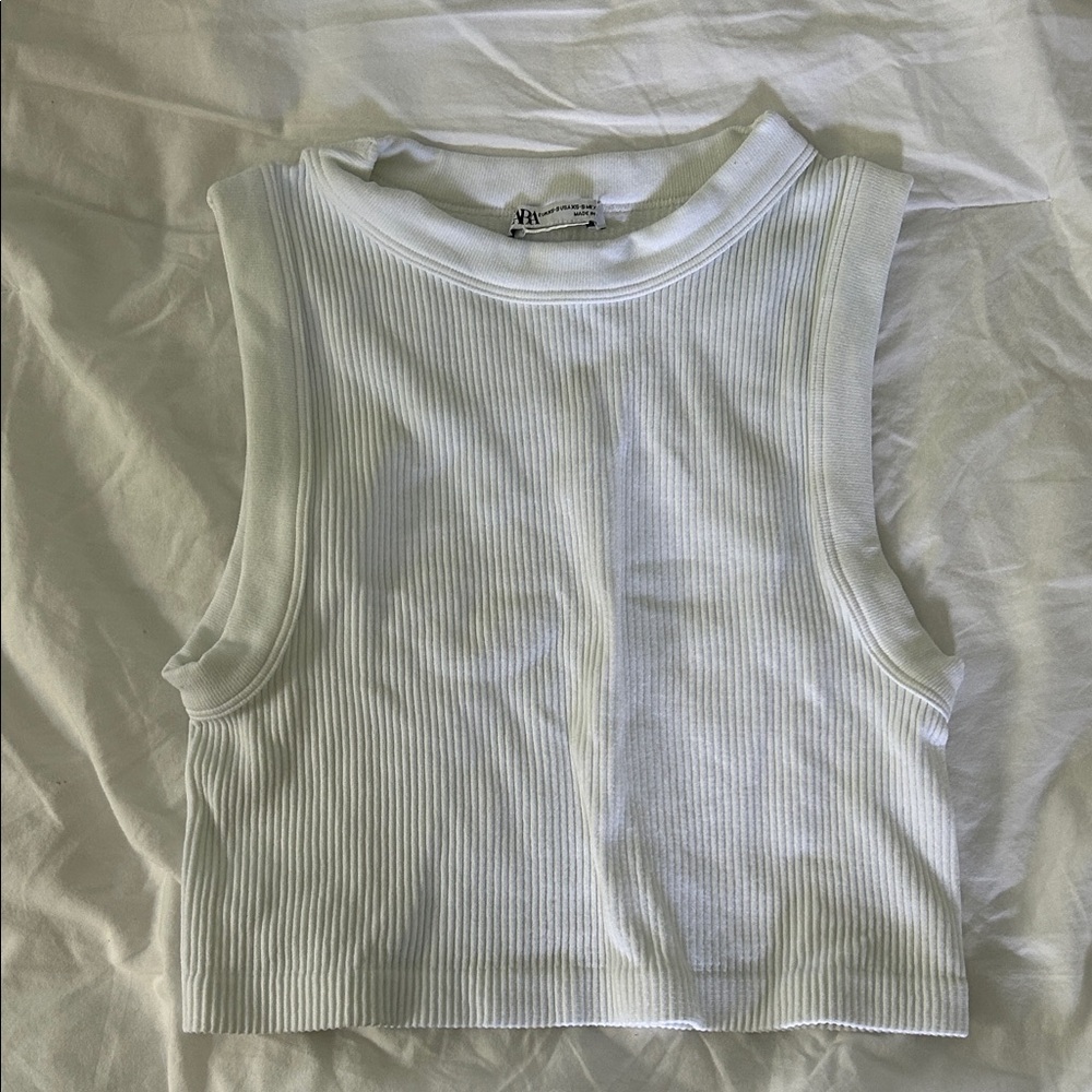 Zara White Ribbed Crop Top